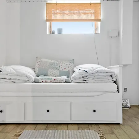 펜션 4 Bedroom Gorgeous In Rude (Sjaelland og Oerne)